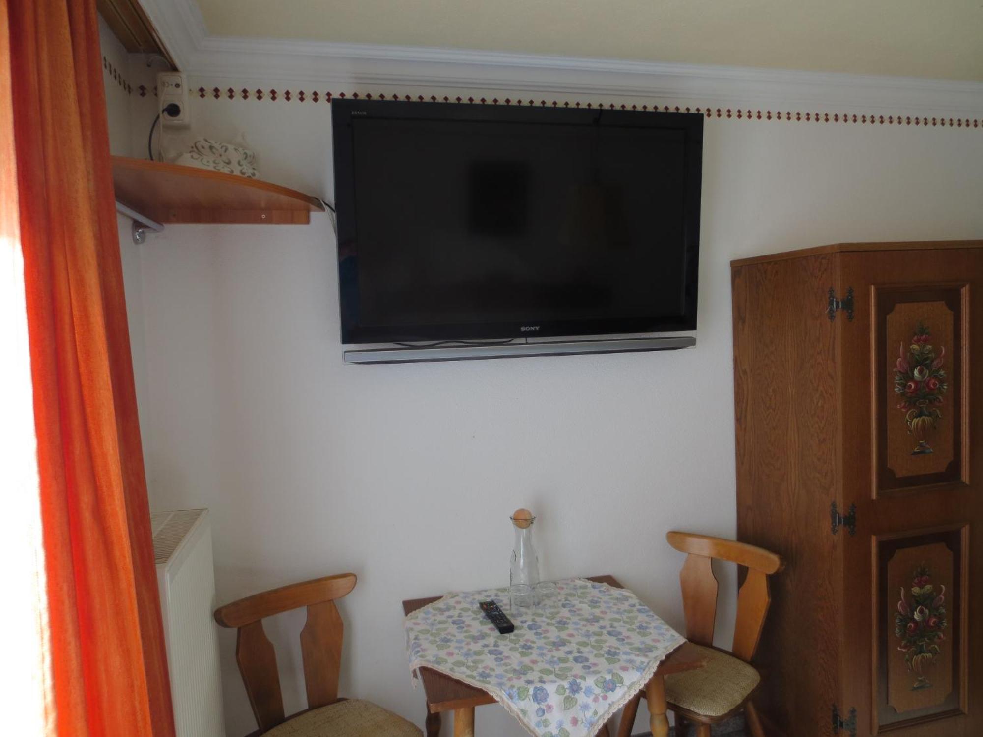 Neukirchen am Großvenediger Gaestehaus Scharler חדר תמונה